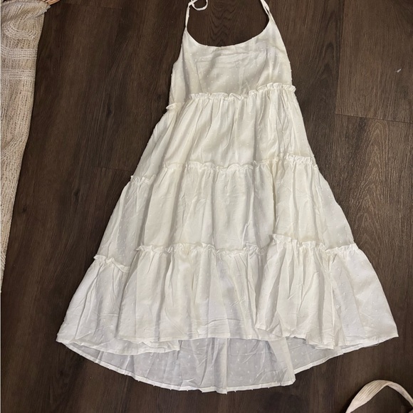 White Sleeveless Tiered Dress - Picture 3 of 3